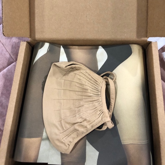 SKIMS Accessories - SKIMS CLAY FACE MASK BRAND NEW